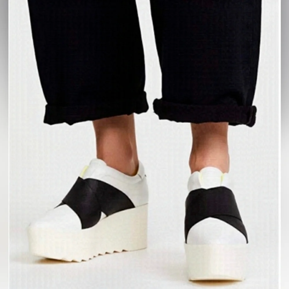Kendall & Kylie White Black Platform Sneakers with Neon Yellow Lining